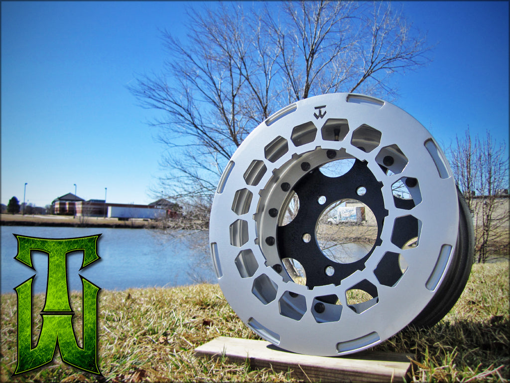 12 Bolt Hummer Wheel (16.5) – DIY Kit – Trail Worthy Fab